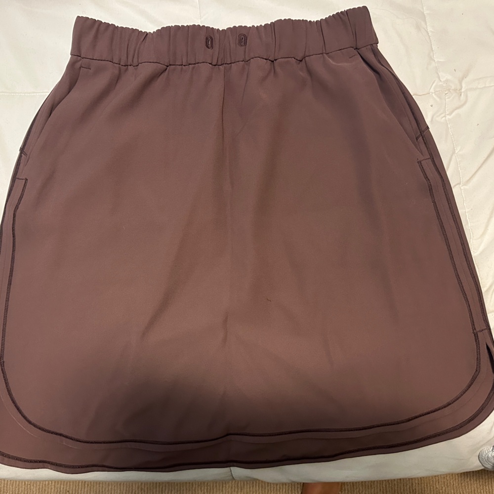 Lululemon on the fly Skirt chocolate brown 10